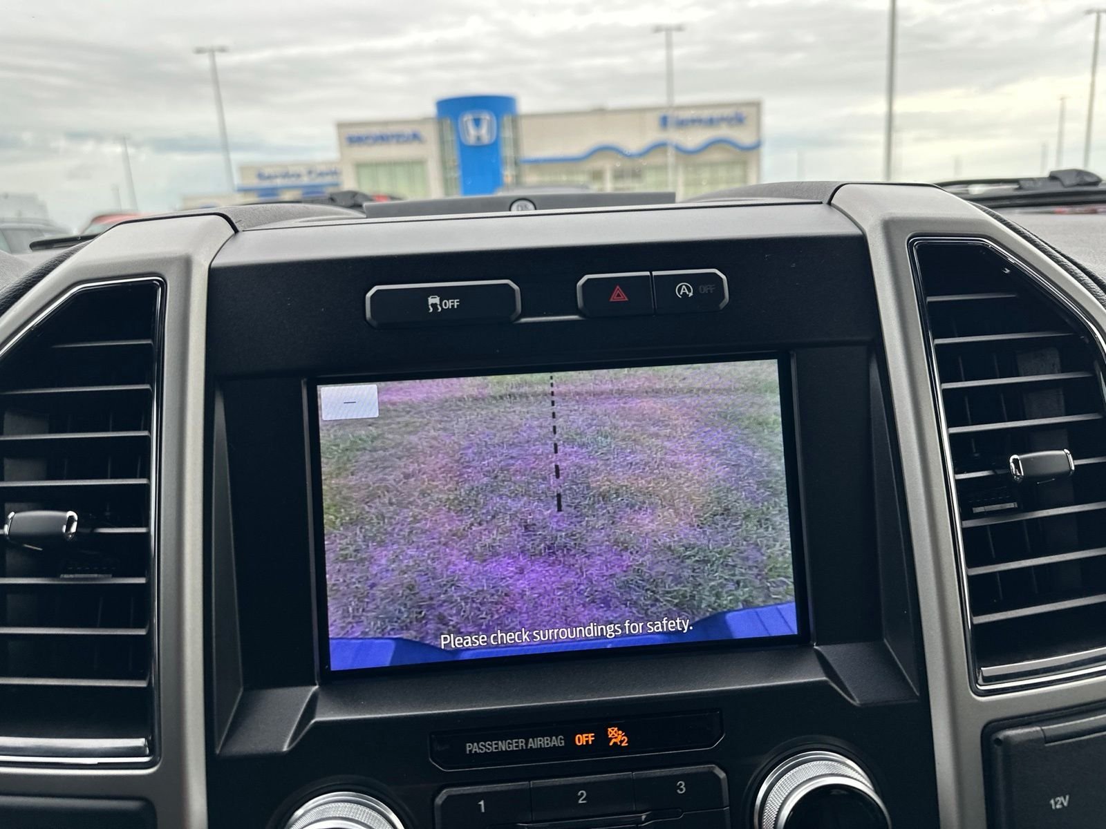 Used 2019 Gray Ford Lariat image 69