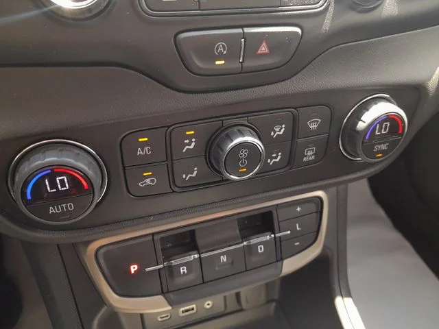 Used 2024 Black GMC Denali image 23
