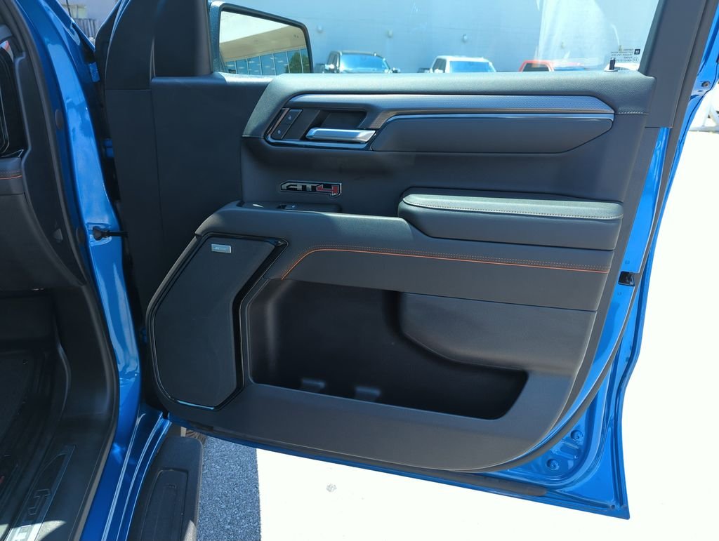 Used 2022 Blue GMC AT4 image 33