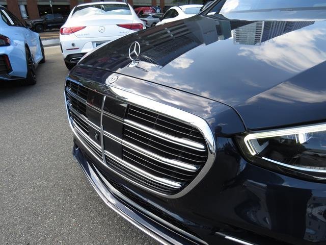 Certified Used 2023 Nautical Blue Mercedes-Benz S 580 image 24