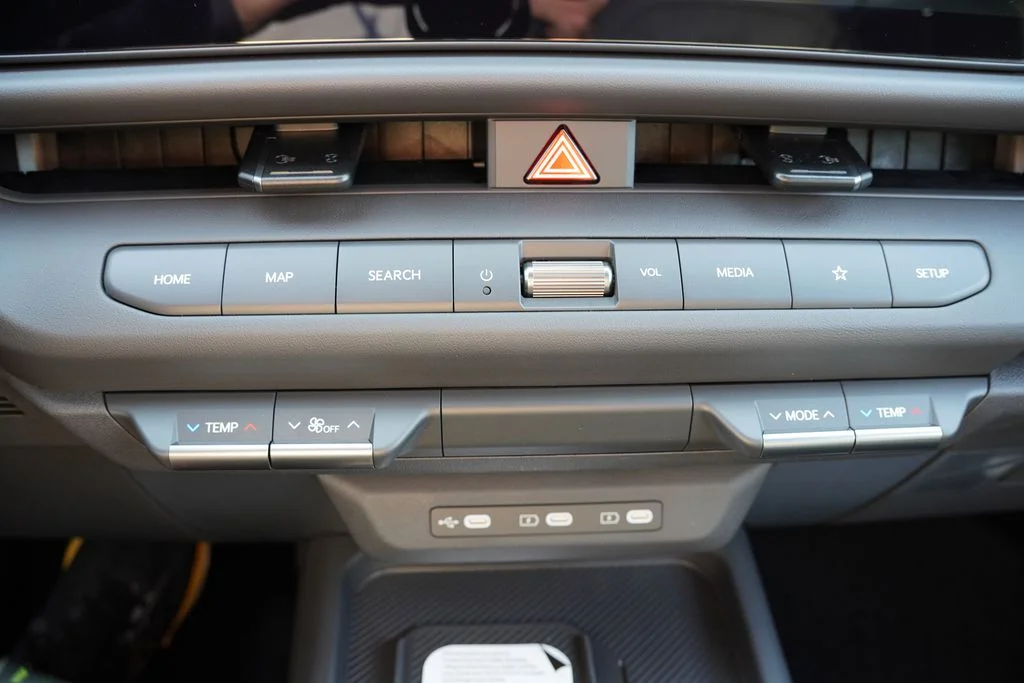 New 2027 Aurora Black Pearl Kia X-Line S image 17