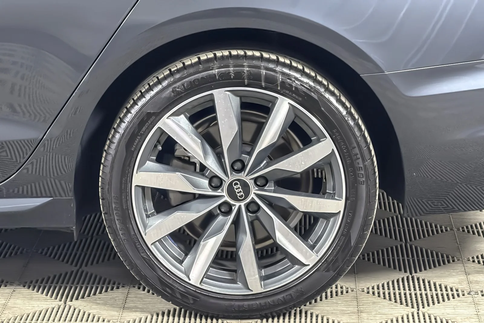 Used 2023 Manhattan Gray Metallic Audi Premium 40 TFSI quattro image 24