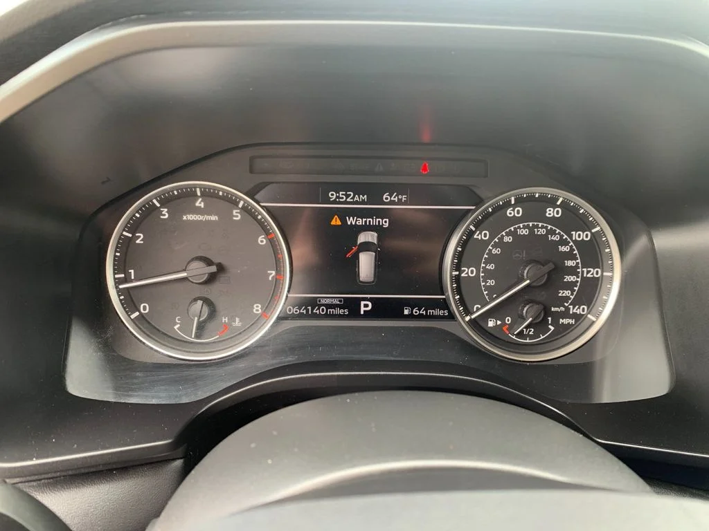 Used 2024  Mitsubishi ES image 29