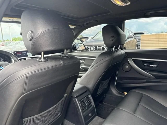 Used 2018 Alpine White BMW 340i xDrive image 11