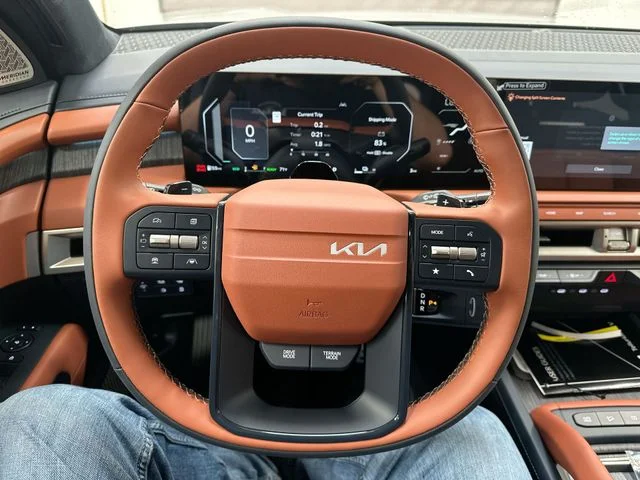New 2027 Ivory Silver Kia SX-PRESTIGE image 12
