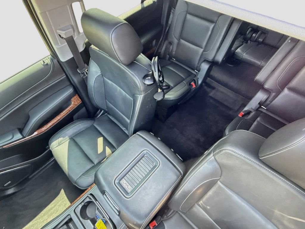 Used 2019 Black Chevrolet Premier image 23