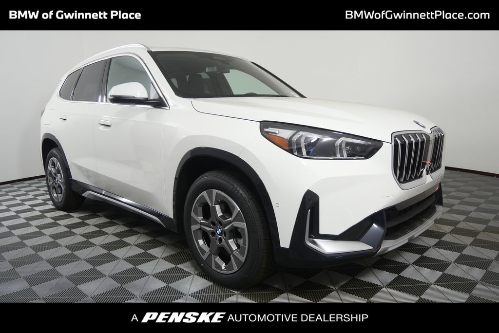 Used 2026 Alpine White BMW xDrive28i image 1