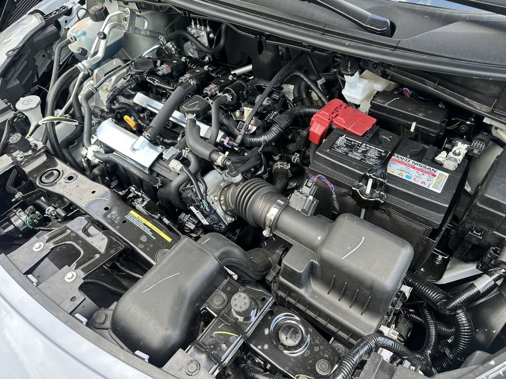 2025 Nissan Versa Sedan SV - Photo 24
