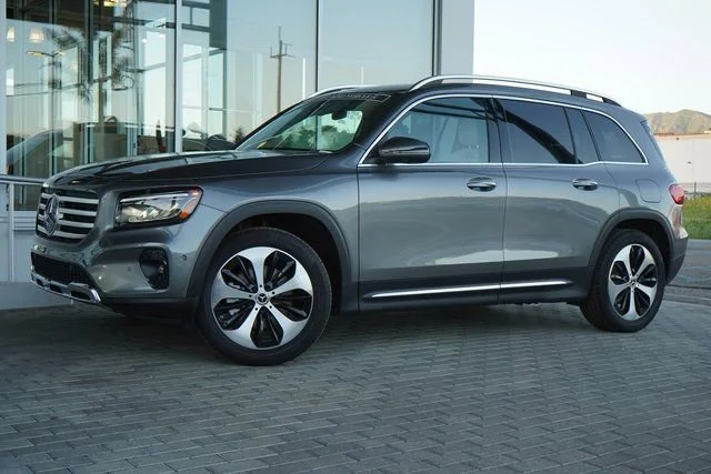 Used 2026  Mercedes-Benz GLB 250 image 4