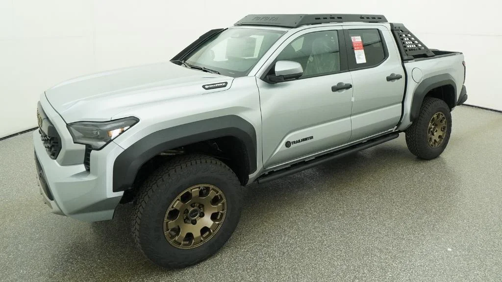 2026 Toyota Tacoma i-FORCE MAX Trailhunter