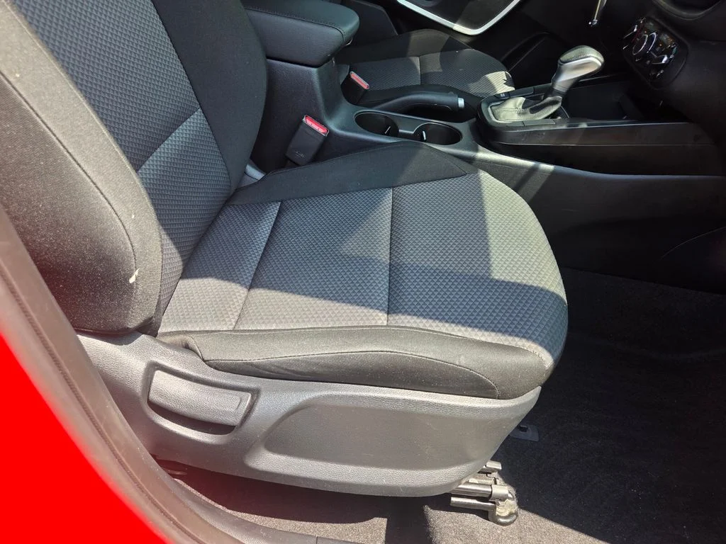 Used 2025 Red Kia LX image 28