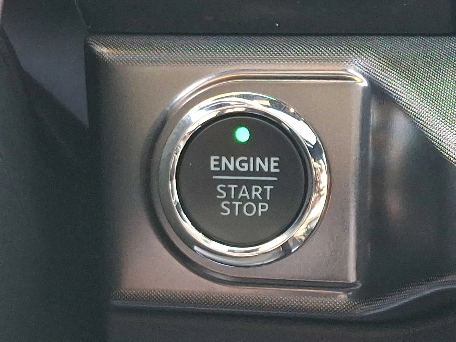 Used 2023 White Ford Tremor image 23