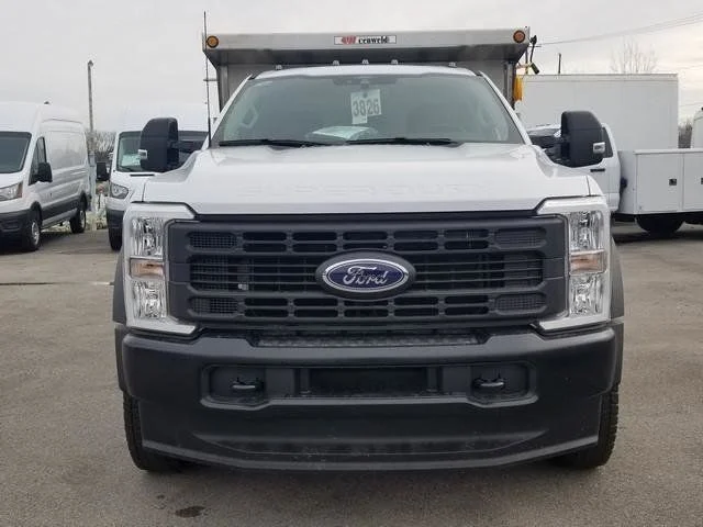 2026 Ford F-550 Super Duty Chassis Cab XL - Photo 35