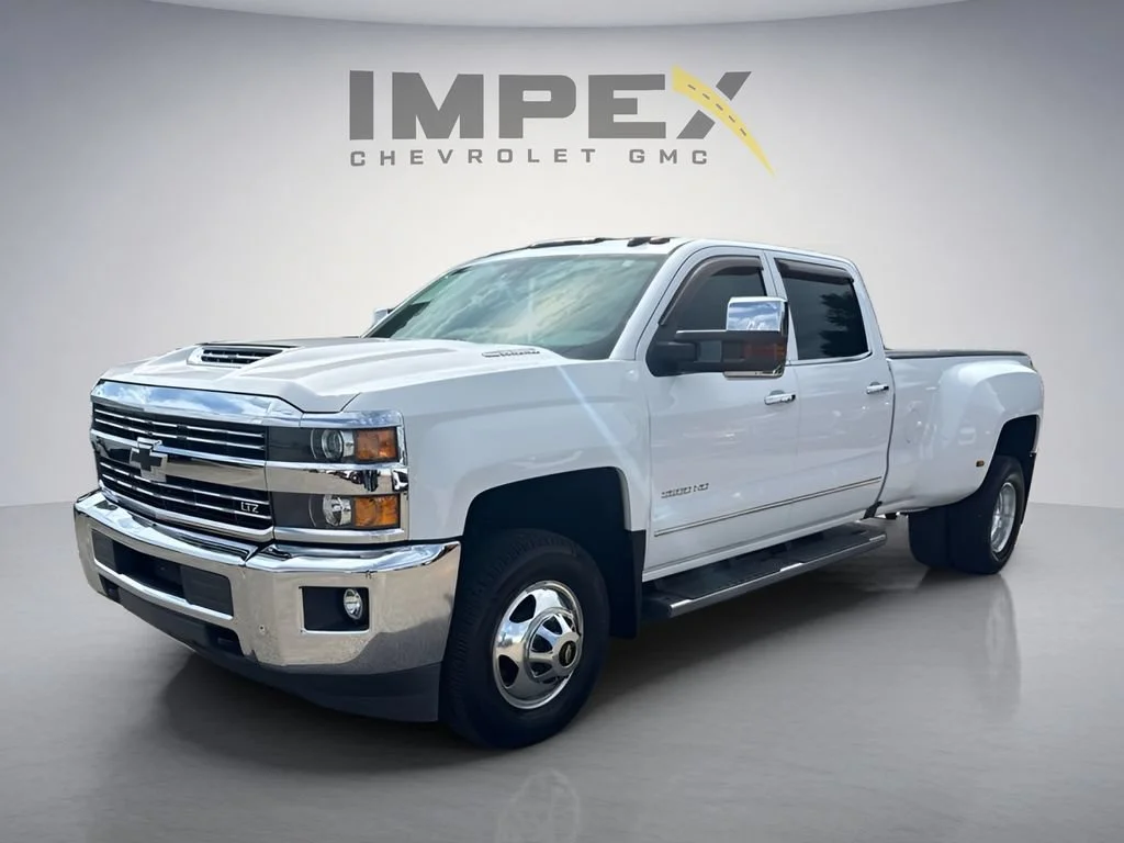 Used 2018 SUMMIT WHITE Chevrolet LTZ image 1
