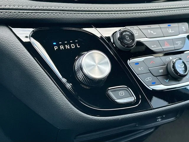 New 2026 Hydro Blue Pearl-Coat Exterior Paint Chrysler Select image 12