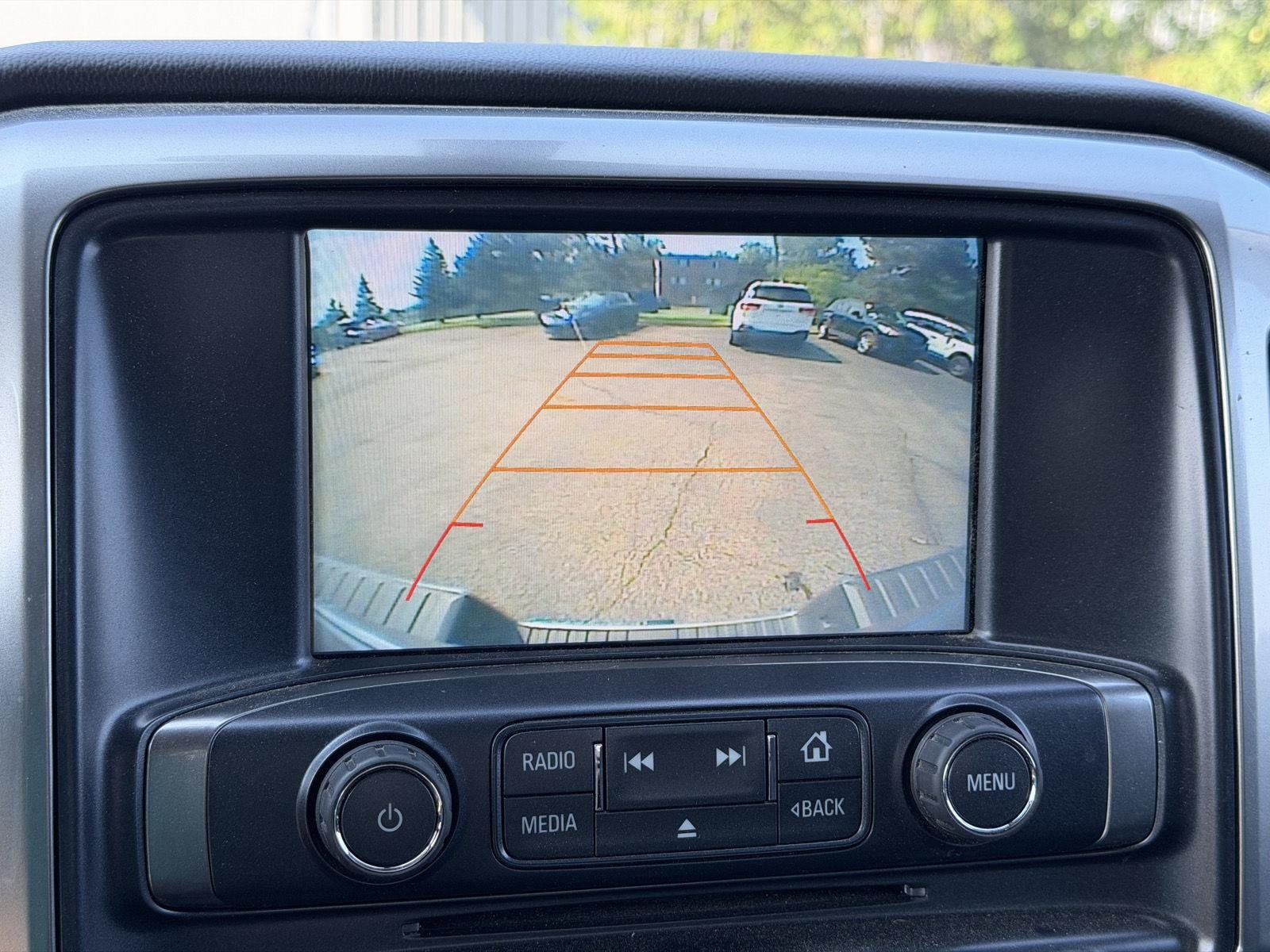 Used 2017  Chevrolet LT image 9