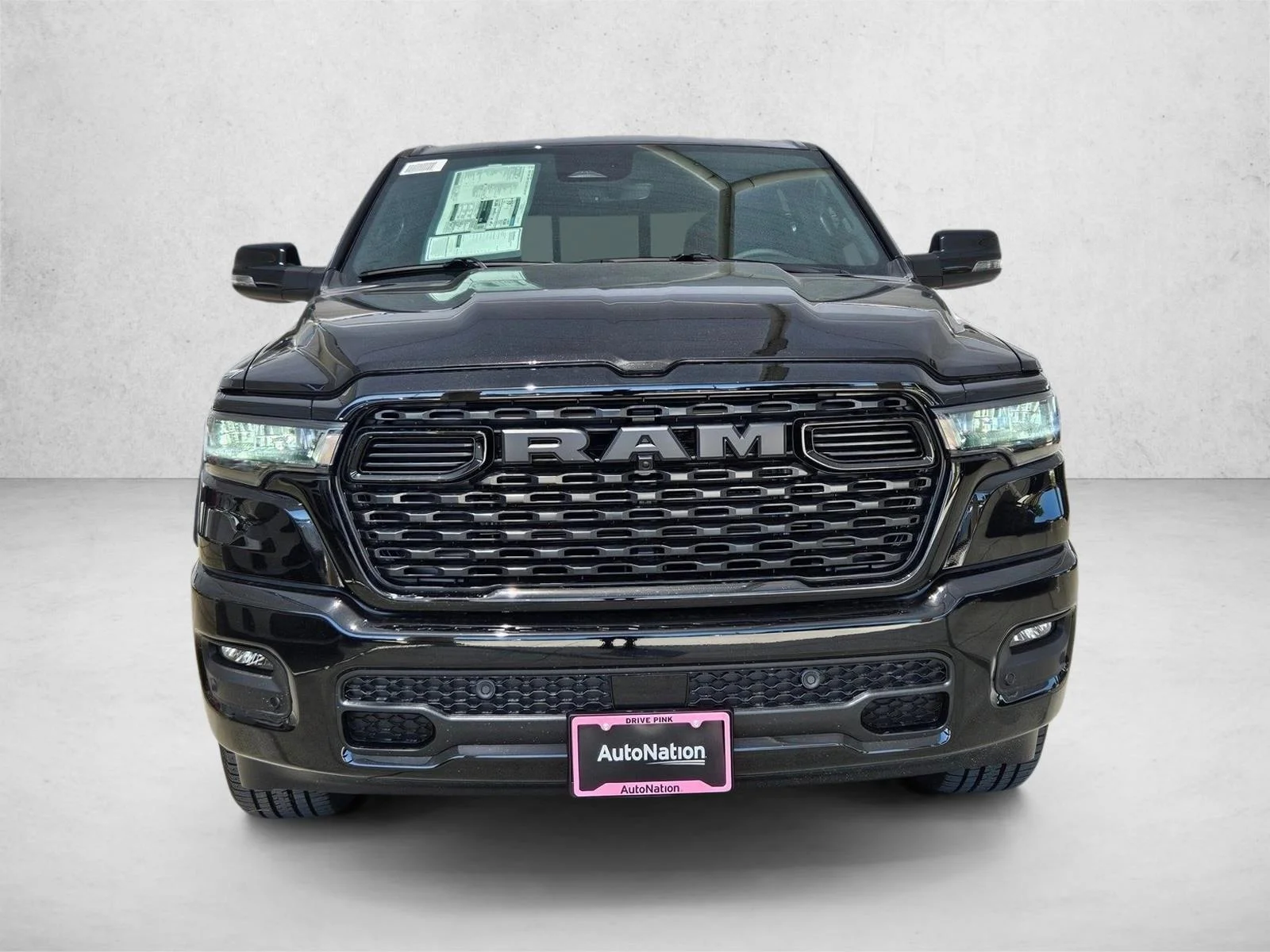 New 2026 Diamond Black Crystal Pearl-Coat Exterior Paint RAM Lone Star image 6
