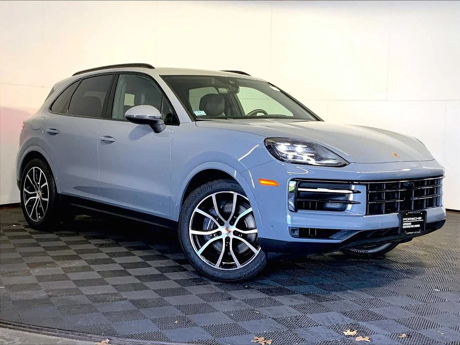 Certified Used 2026 Arctic Grey Porsche  image 9
