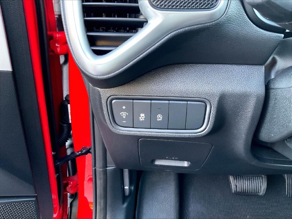 Used 2023 Red Kia LX image 26