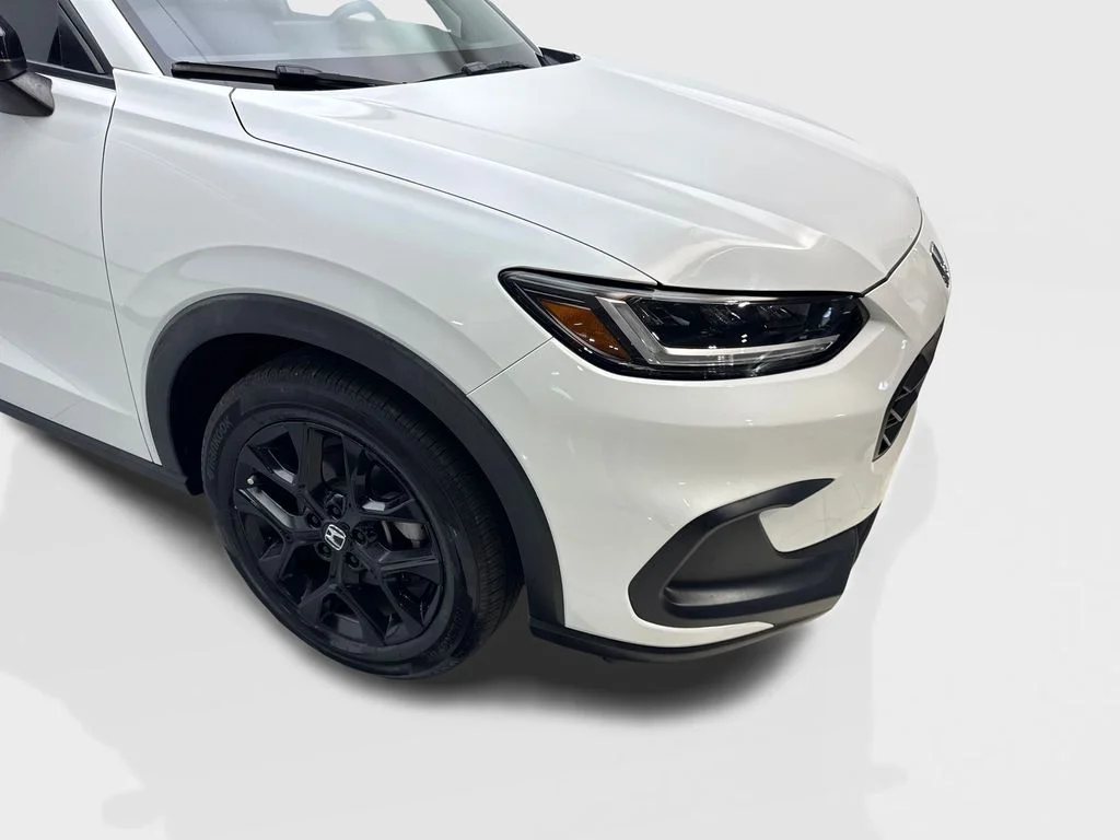 Used 2023 White Honda Sport image 18