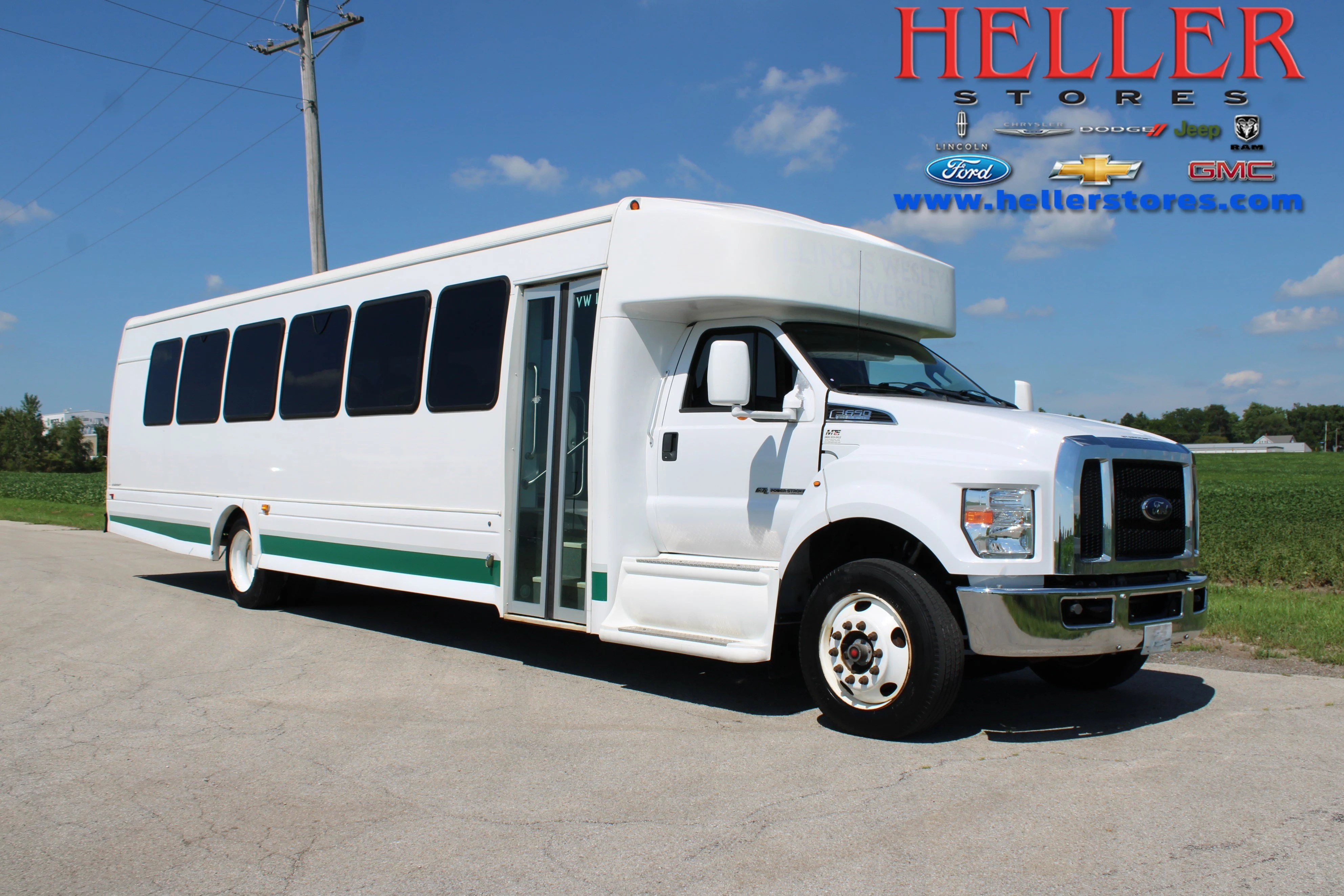 Used 2021 Oxford White Ford Base image 1