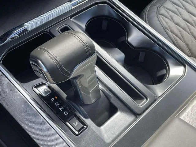New 2026 White Ford Platinum image 23