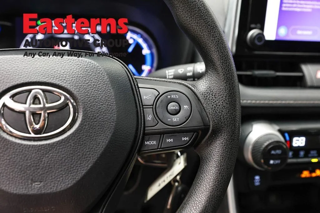 Used 2023 Silver Toyota LE image 17