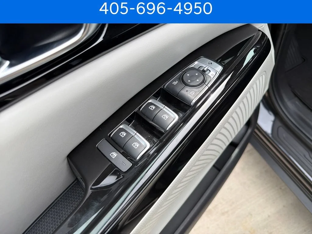 Pre-Owned 2022 Kia Carnival SX Prestige
