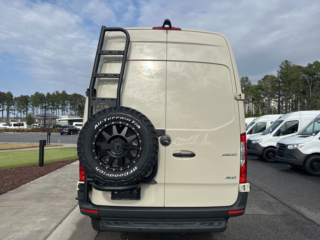 New 2026  Mercedes-Benz Cargo 144 WB w/Method Wheels image 6