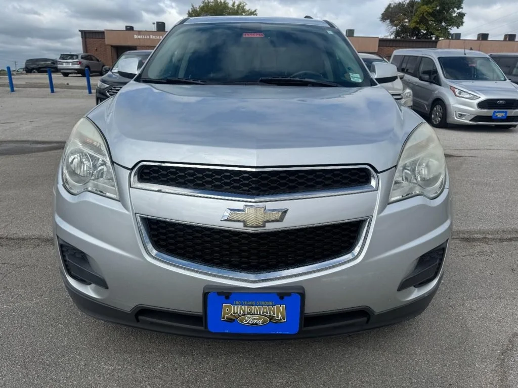Used 2011 Silver Ice Metallic Chevrolet LT image 8