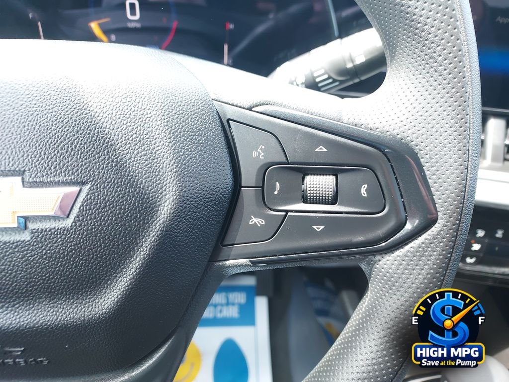 Used 2025 Gray Chevrolet LT image 12