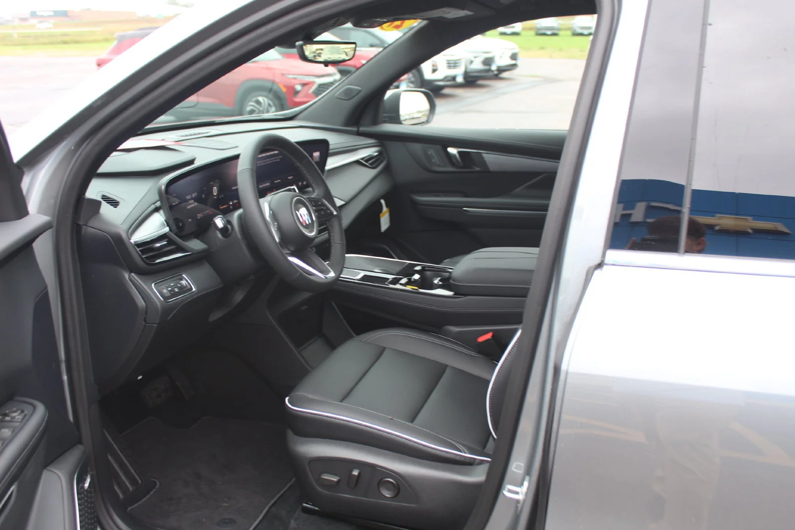 2027 Buick Enclave Preferred - Photo 10