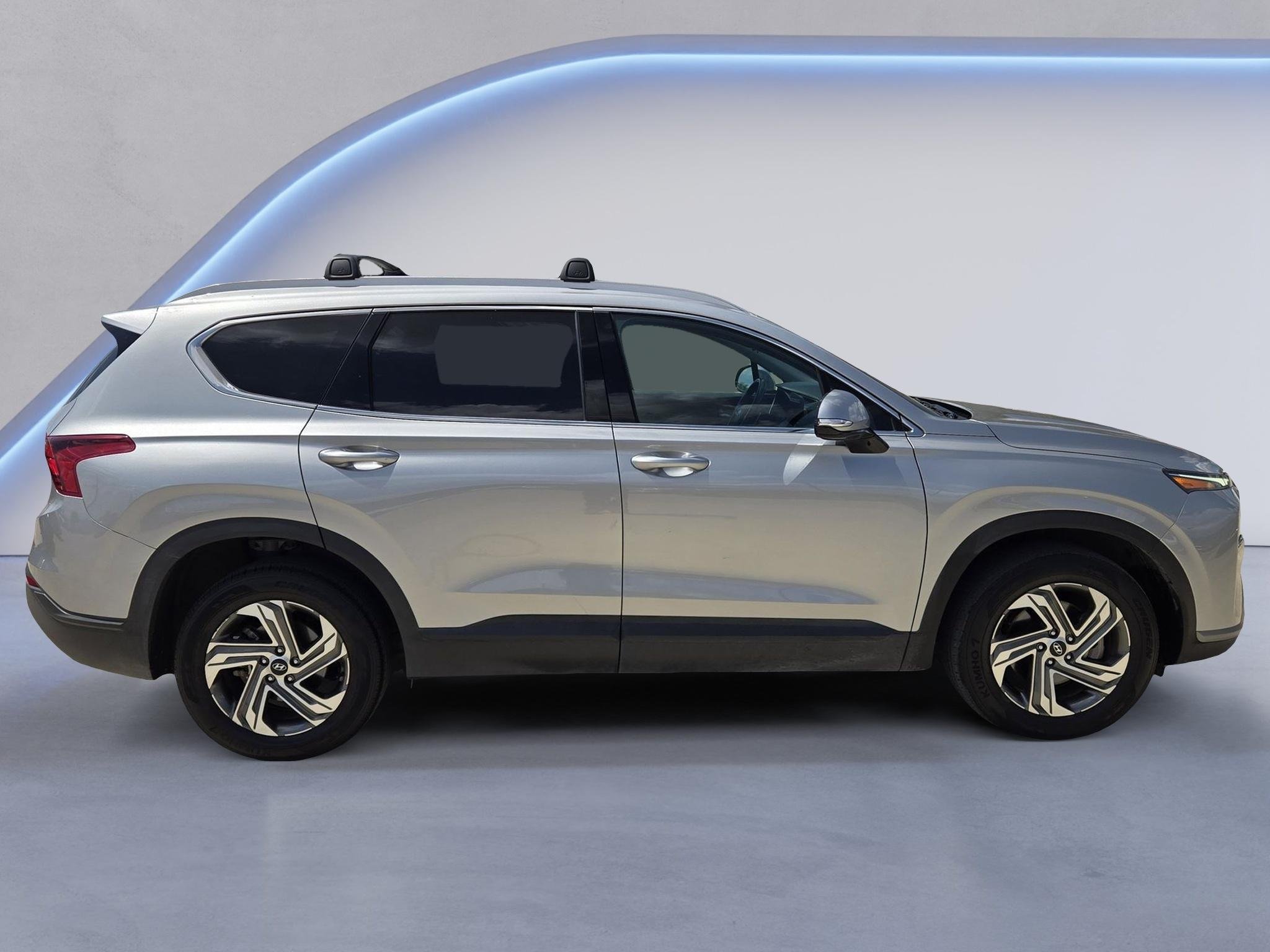 Used 2023 Shimmering Silver Hyundai SEL image 5