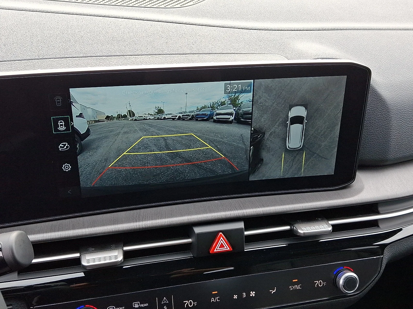 New 2027 White Kia X-Line image 17