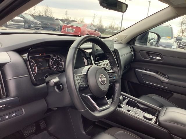 2024 Nissan Pathfinder SL - Photo 15