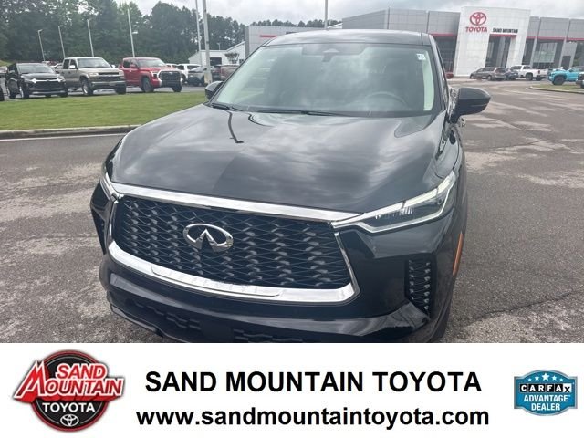 Used 2025 Black INFINITI PURE image 7