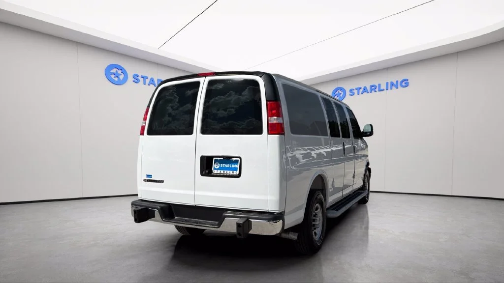 2025 Chevrolet Express Cargo Work Van - Photo 20