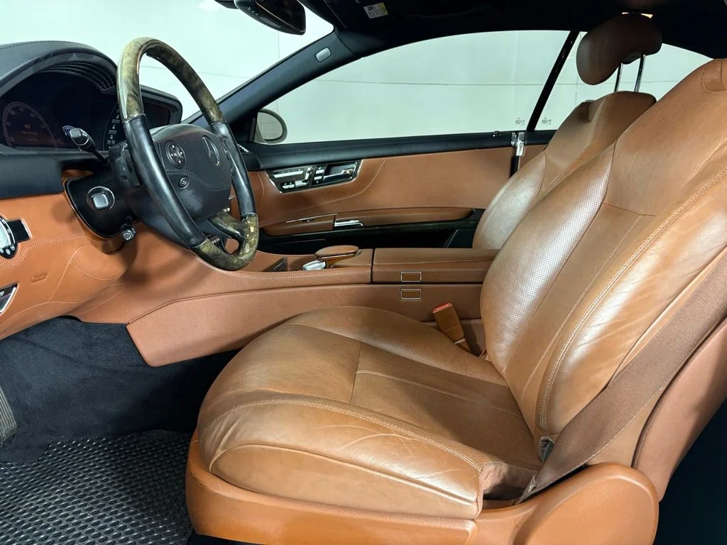Used 2009 White Mercedes-Benz CL 550 image 17