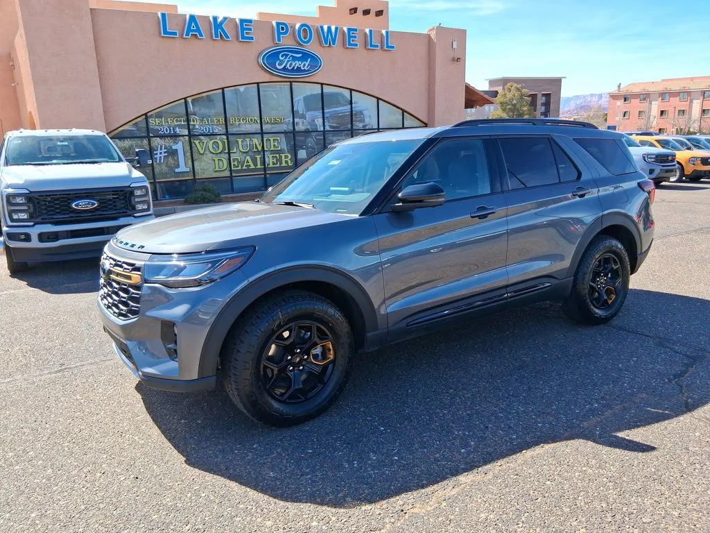 2026 Ford Explorer Tremor 4WD's photo