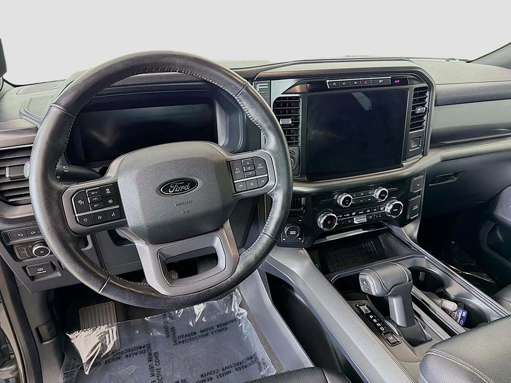 Used 2024 Carbonized Gray Metallic Ford Lariat image 21