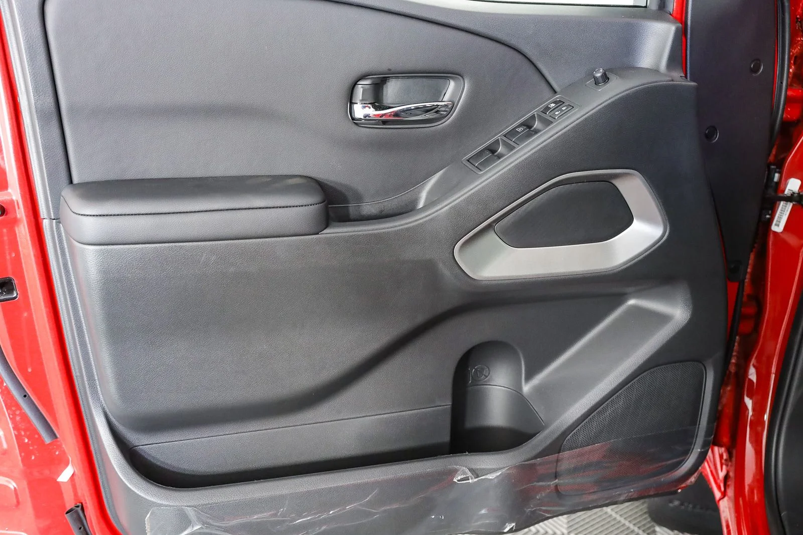 2025 Nissan Frontier SV - Photo 20