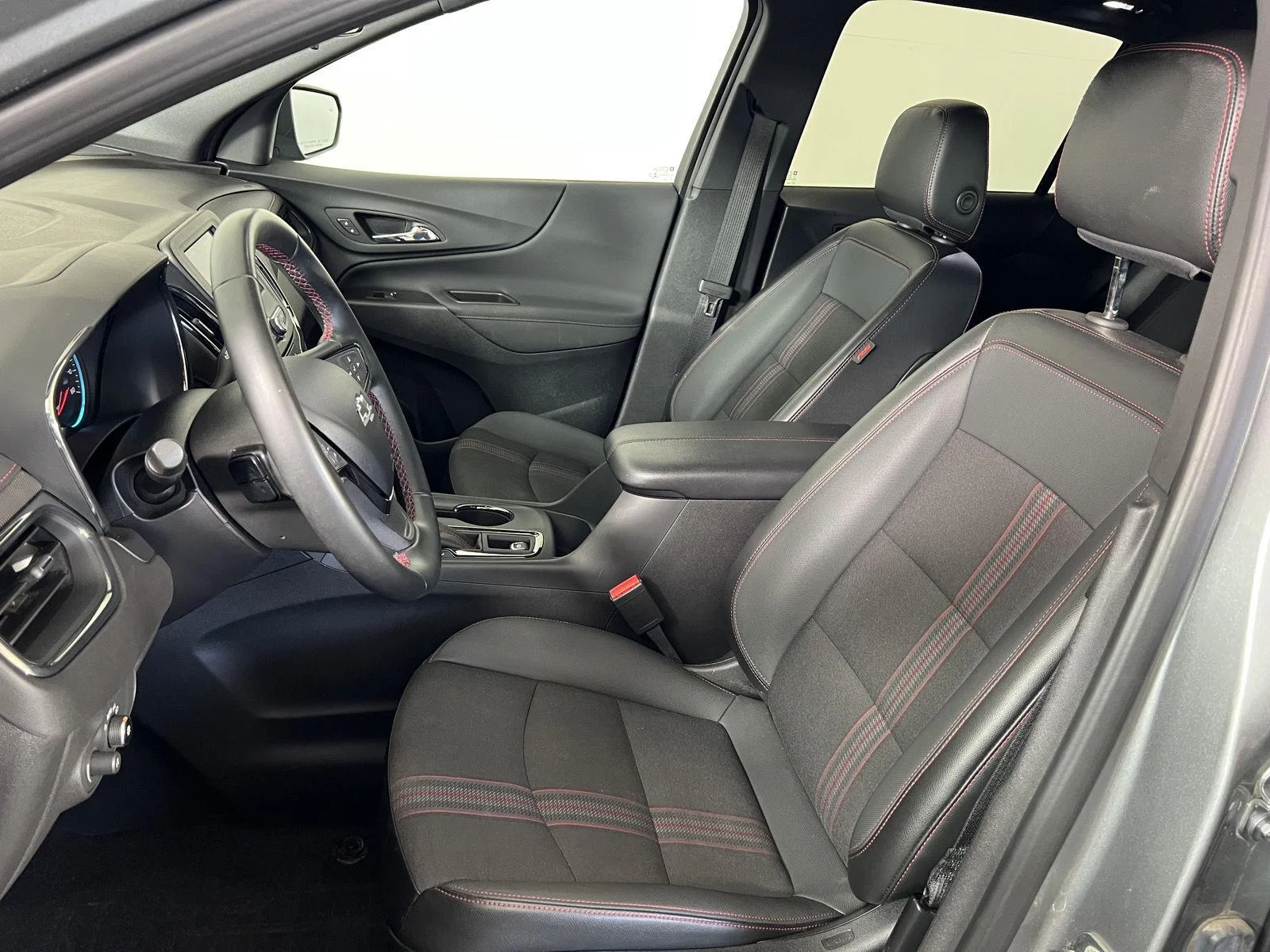 Used 2023 Sterling Gray Metallic Chevrolet RS image 5