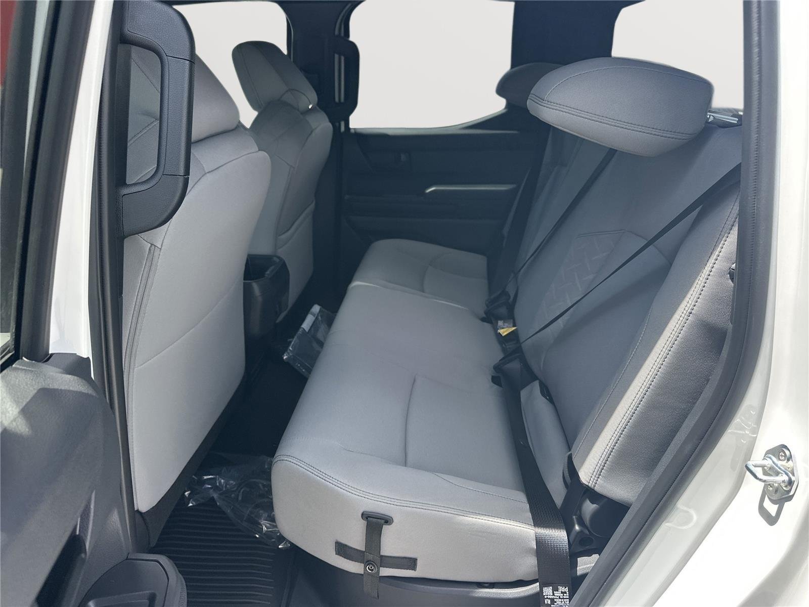 2026 Toyota Tacoma SR5 - Photo 20