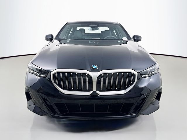 Used 2026 Black Sapphire Metallic BMW 530i xDrive image 2