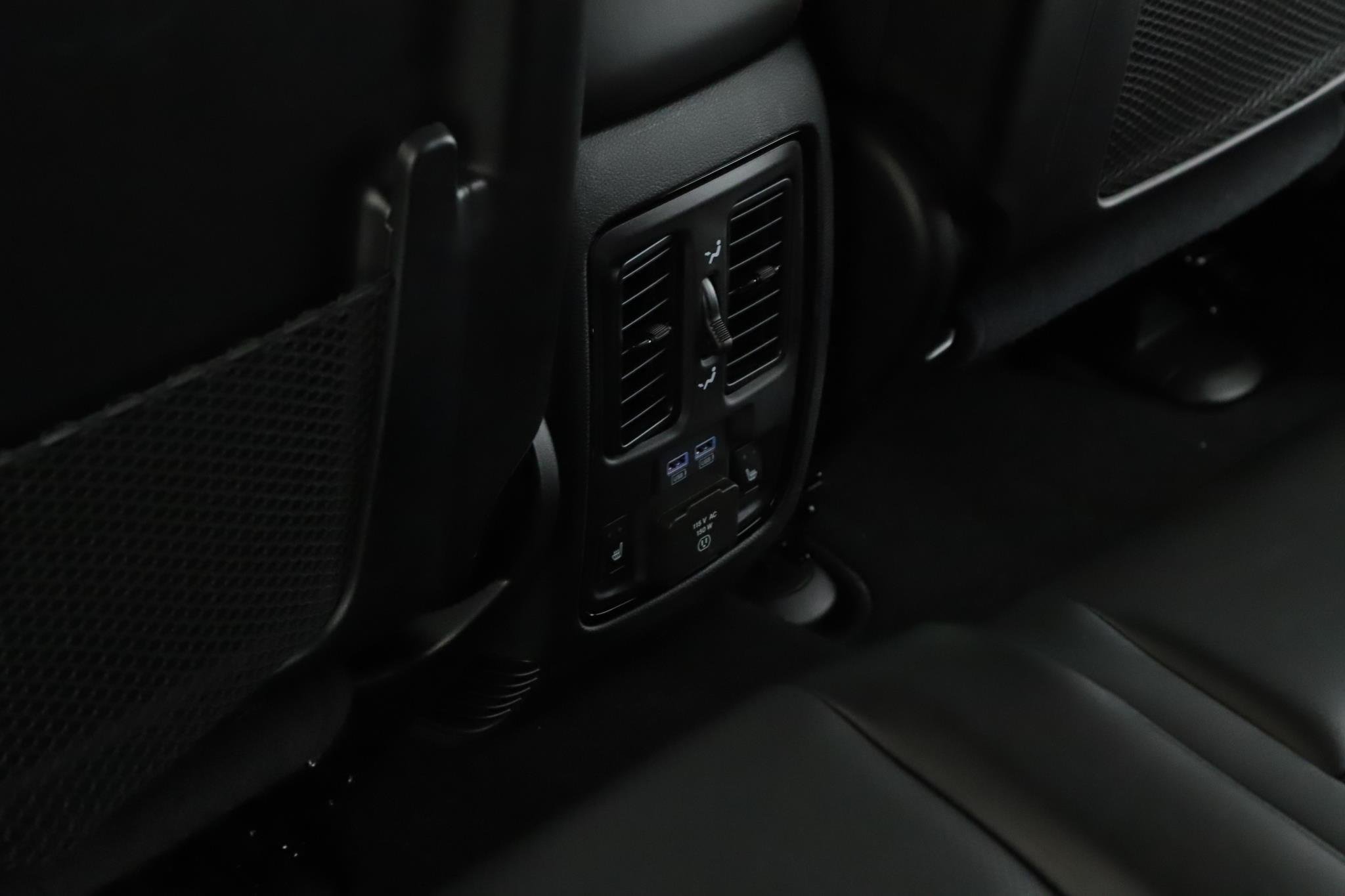 Used 2026 DB Black Clearcoat Dodge GT Plus HEMI V8 AWD image 8