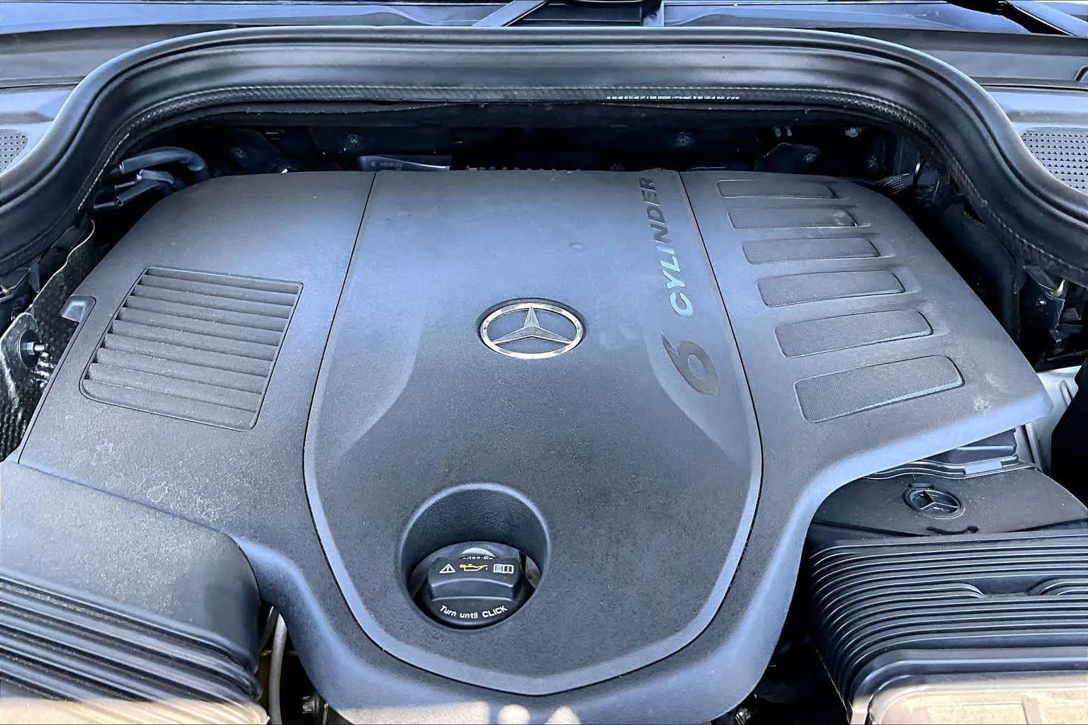 Used 2021 Polar White Mercedes-Benz GLE 450 image 31