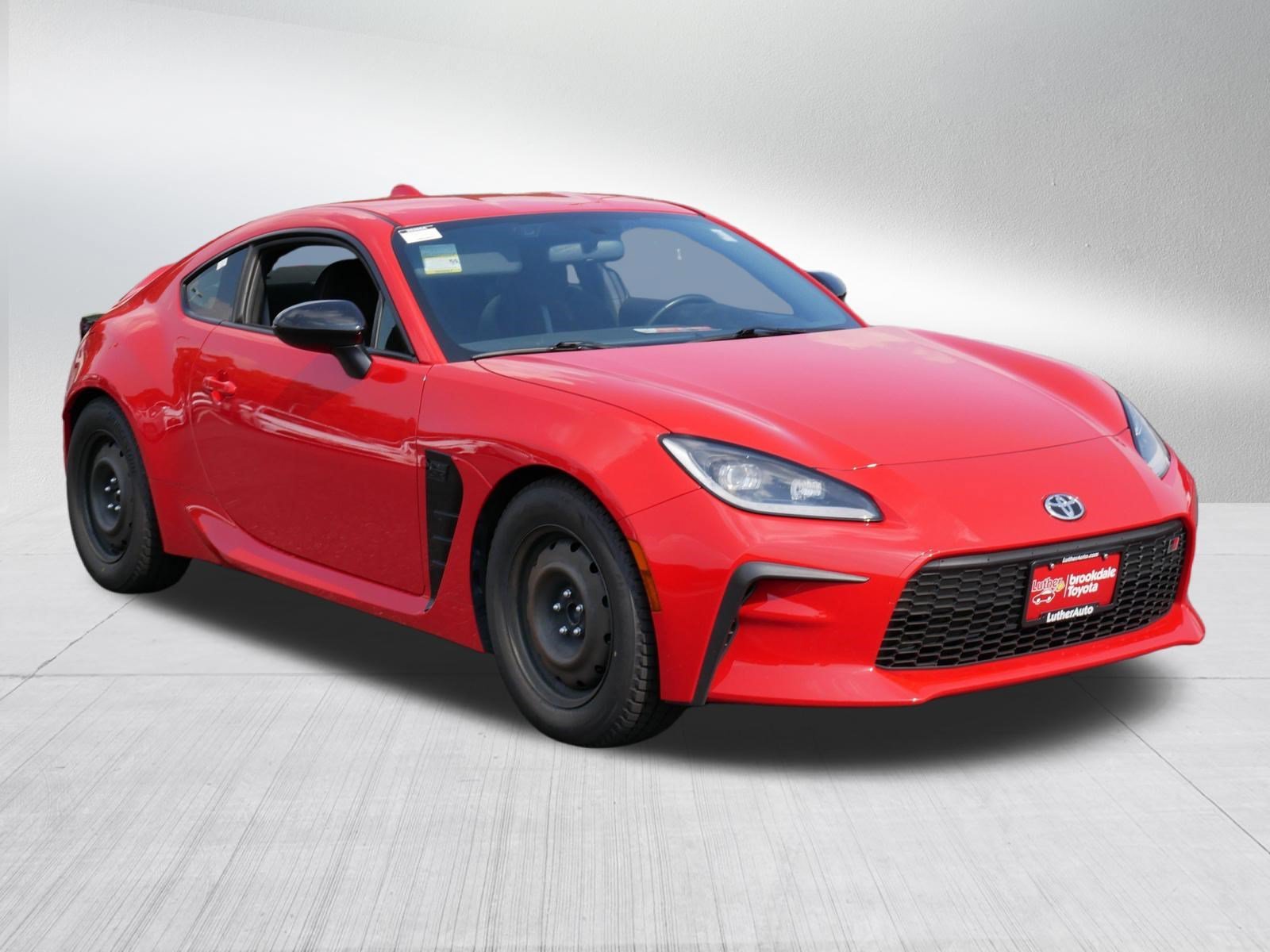 Certified Used 2023 TRACK bRED Toyota Premium image 7