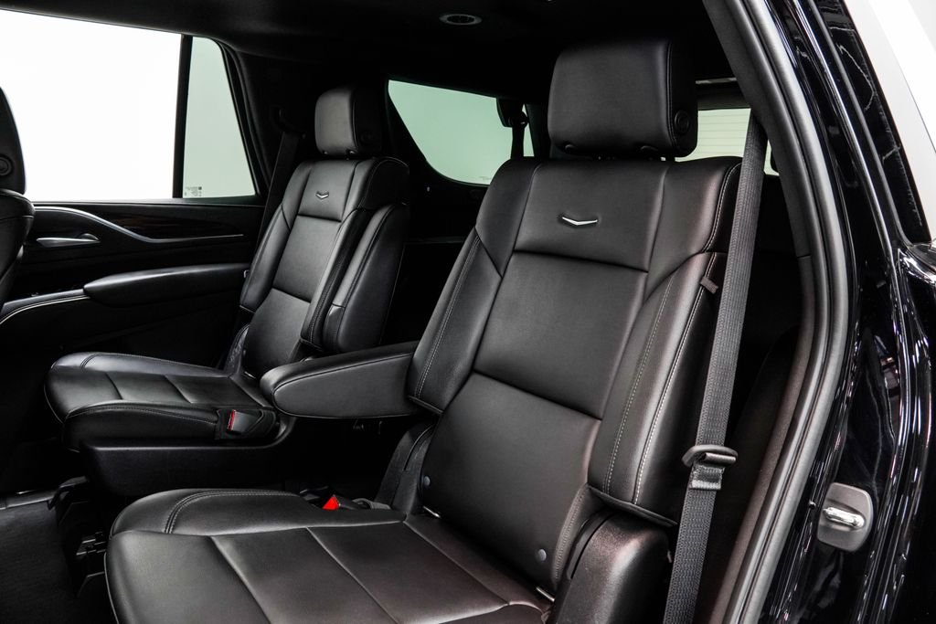 Used 2021 Black Cadillac Luxury image 17