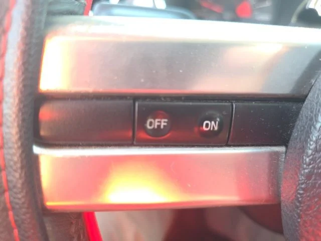 Used 2006 Red Ford GT Premium image 13