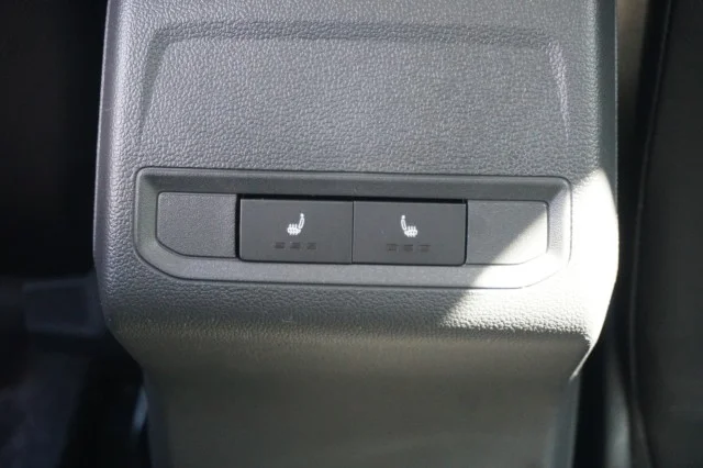 New 2026 Platinum Gray Metallic Volkswagen SEL image 22